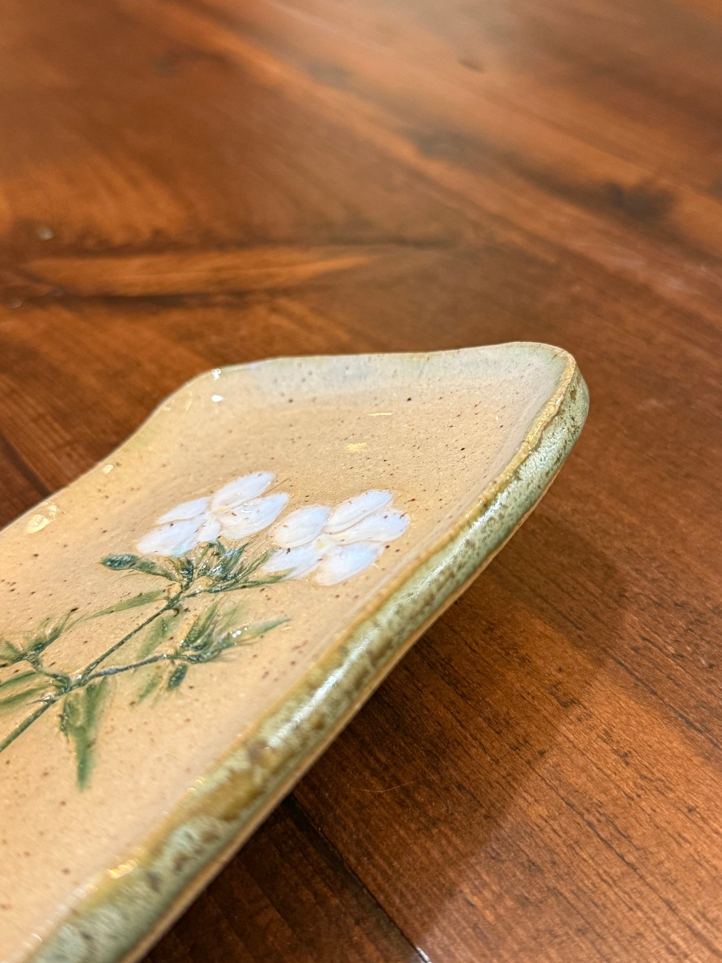 Wildflower Soap Dish- White with green border