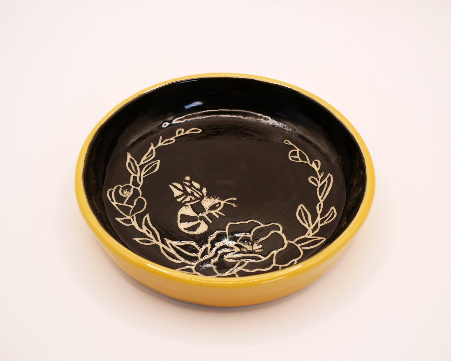 Bee Sgraffito Trinket Dish - Yellow